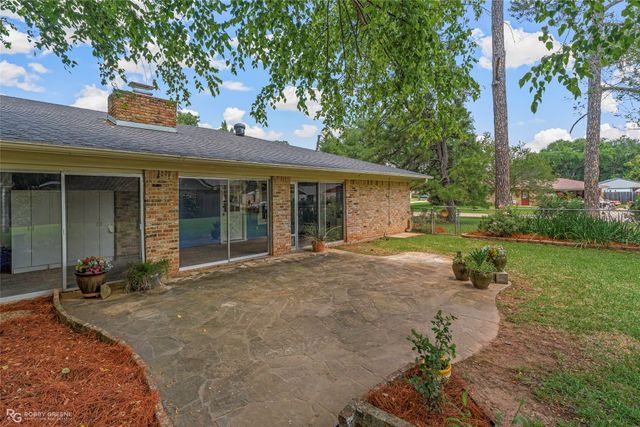1810 Pluto Drive, Bossier City, LA 71112
