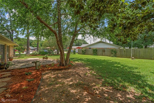 1810 Pluto Drive, Bossier City, LA 71112