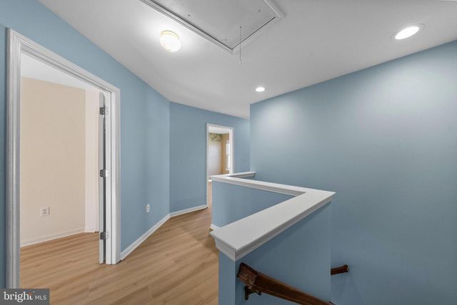 72 RIVER BIRCH CIR, Princeton, NJ 08540