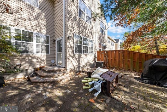 72 RIVER BIRCH CIR, Princeton, NJ 08540