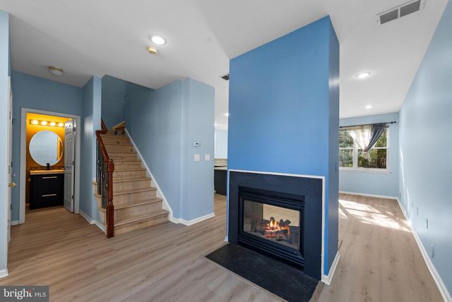 72 RIVER BIRCH CIR, Princeton, NJ 08540