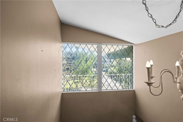 16751 Rayen, Northridge, CA 91343