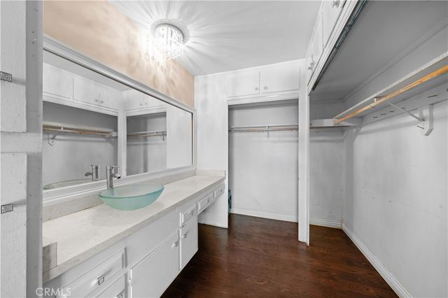 16751 Rayen, Northridge, CA 91343