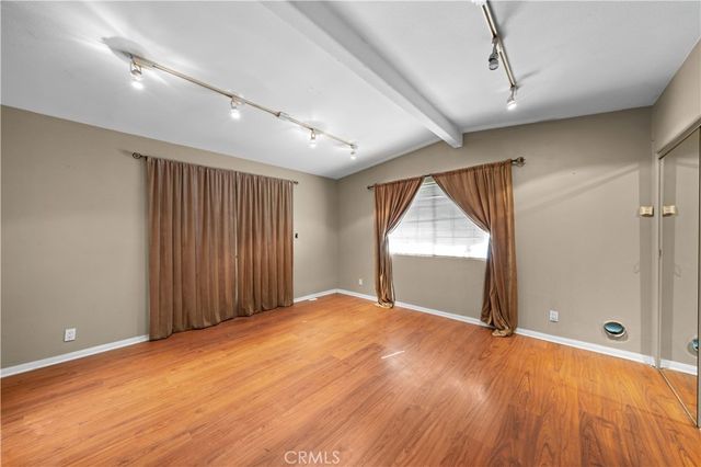 16751 Rayen, Northridge, CA 91343