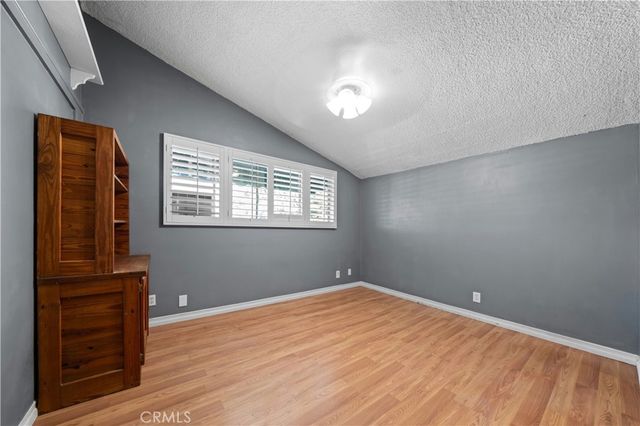 16751 Rayen, Northridge, CA 91343