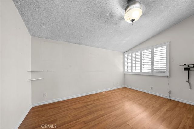 16751 Rayen, Northridge, CA 91343