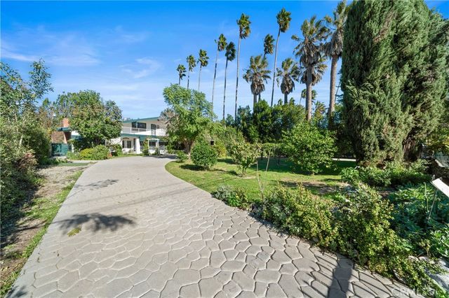 16751 Rayen, Northridge, CA 91343