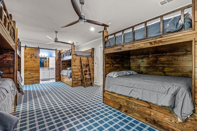 212 Hilltop Drive, Gainesville, TX 76240