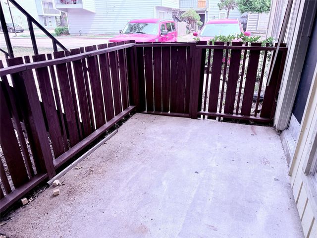 5625 Antoine Drive 421, Houston, TX 77091