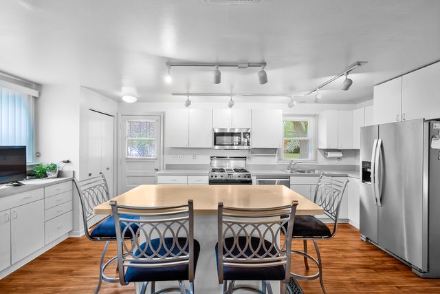 19031 Baker Avenue, Country Club Hills, IL 60478