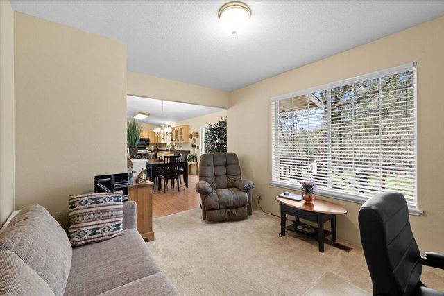 650 Board Shanty Creek Road, Grants Pass, OR 97527