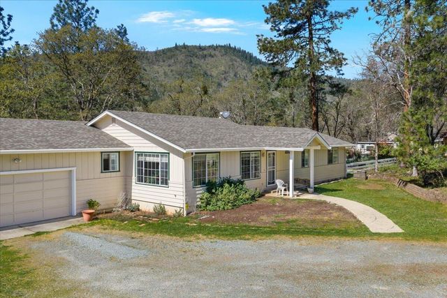 650 Board Shanty Creek Road, Grants Pass, OR 97527