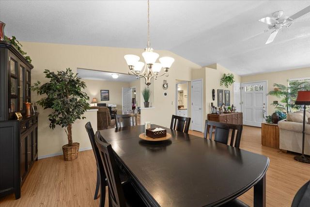 650 Board Shanty Creek Road, Grants Pass, OR 97527