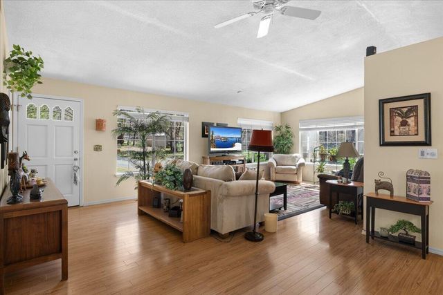 650 Board Shanty Creek Road, Grants Pass, OR 97527