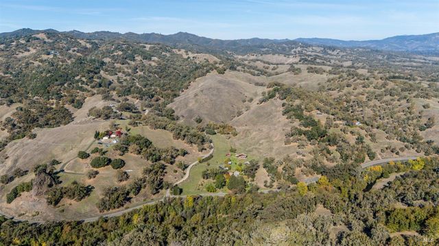 7420 Eastside Potter Valley Rd, Ukiah, CA 95482