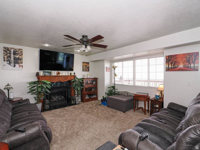 1833 N 350 E, Centerville, UT 84014