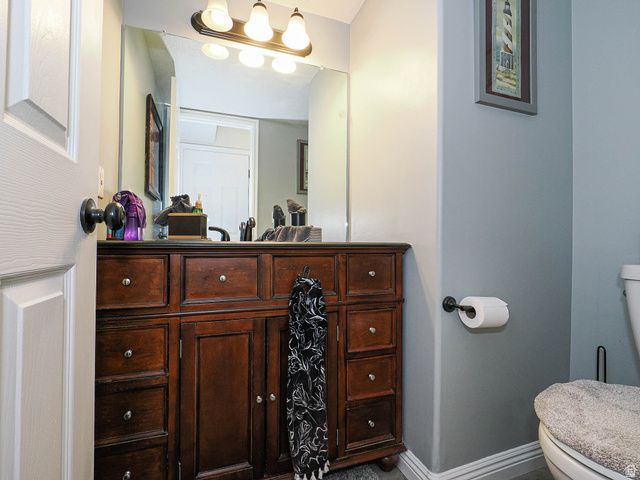 1833 N 350 E, Centerville, UT 84014