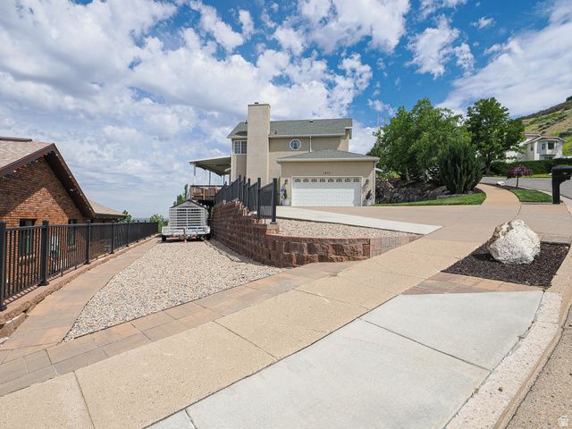 1833 N 350 E, Centerville, UT 84014