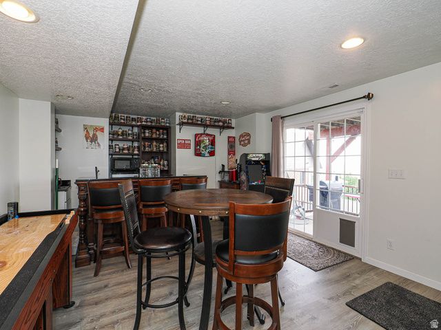1833 N 350 E, Centerville, UT 84014