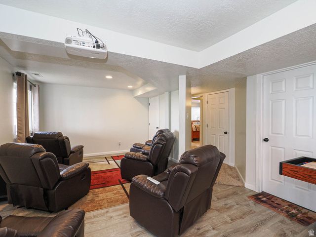 1833 N 350 E, Centerville, UT 84014