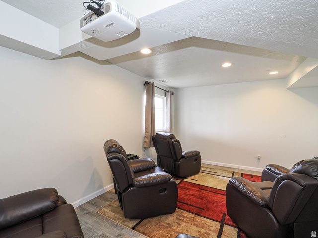 1833 N 350 E, Centerville, UT 84014