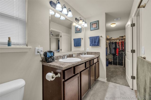 20676 E 34th Street S, Broken Arrow, OK 74014