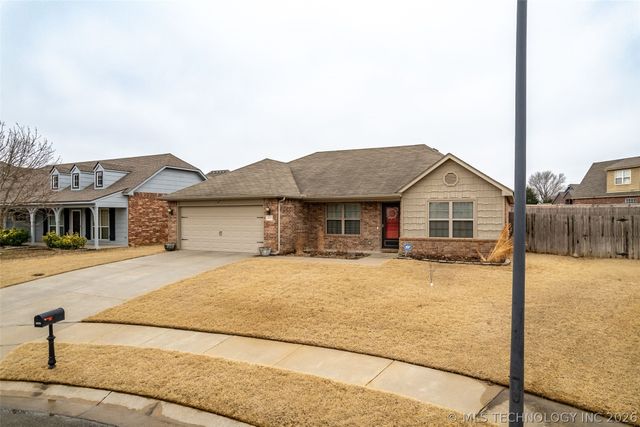 20676 E 34th Street S, Broken Arrow, OK 74014