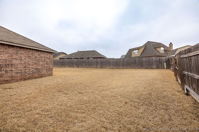 20676 E 34th Street S, Broken Arrow, OK 74014