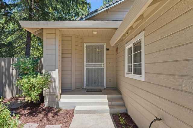 200 Incline Dr, Colfax, CA 95713