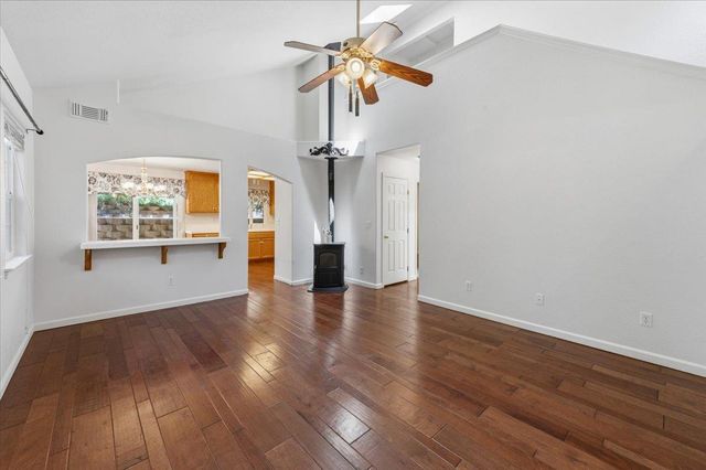 200 Incline Dr, Colfax, CA 95713