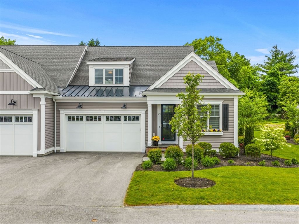 34 Hawk Ln 34, Framingham, MA 01701