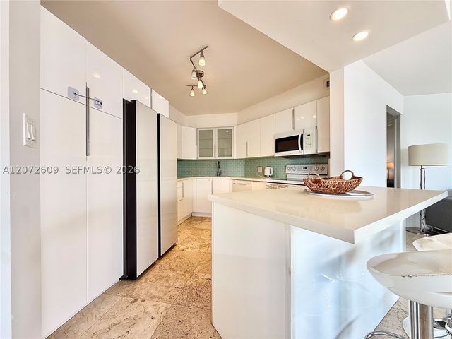 5161 Collins Ave 1612, Miami Beach, FL 33140