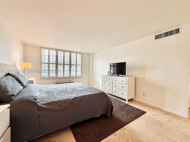 5161 Collins Ave 1612, Miami Beach, FL 33140