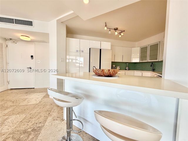 5161 Collins Ave 1612, Miami Beach, FL 33140