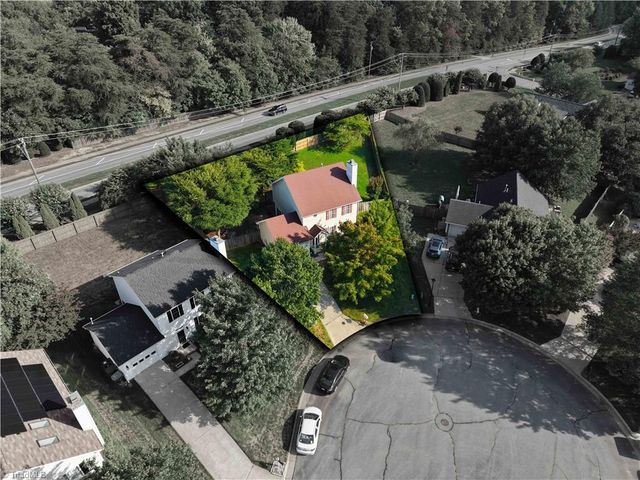 19 Crestbrook Court, Greensboro, NC 27455