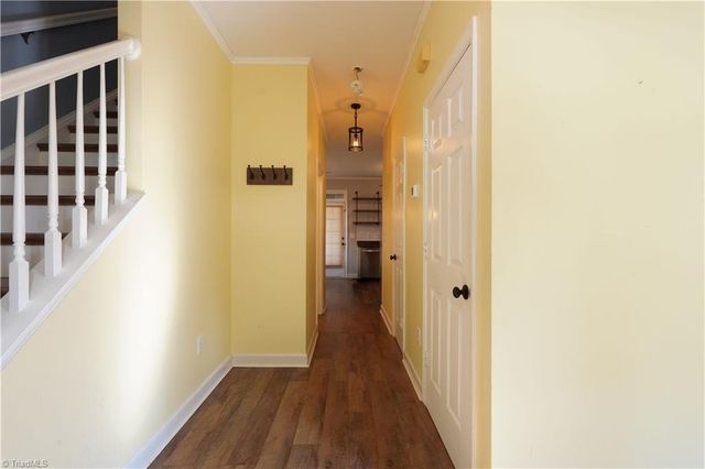 19 Crestbrook Court, Greensboro, NC 27455