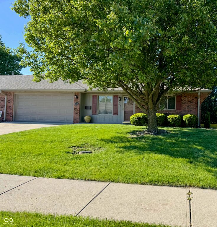209 E 48th Street, Anderson, IN 46013