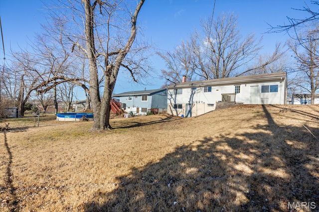 3051 Saint Daphne Drive, St Charles, MO 63301