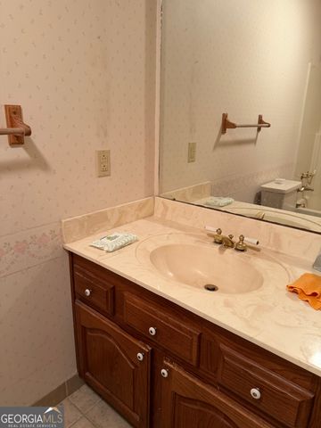 206 Ridge Circle, Dublin, GA 31021