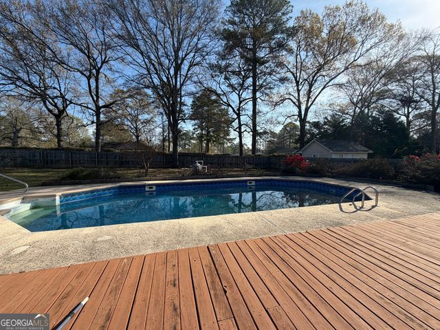 206 Ridge Circle, Dublin, GA 31021