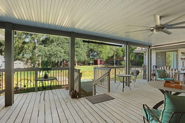 2442 Huckleberry Ln, Valley Springs, CA 95252