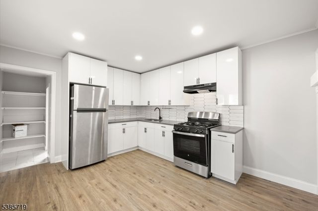 13 Orange Pl, Irvington Twp., NJ 07111