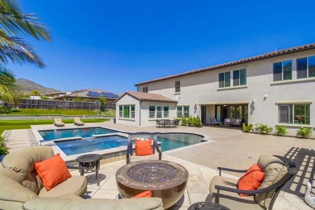 420 Coastal Hills Drive, Chula Vista, CA 91914