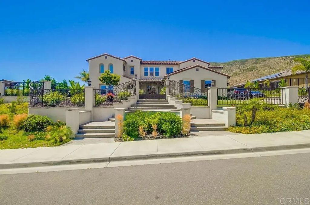 420 Coastal Hills Drive, Chula Vista, CA 91914