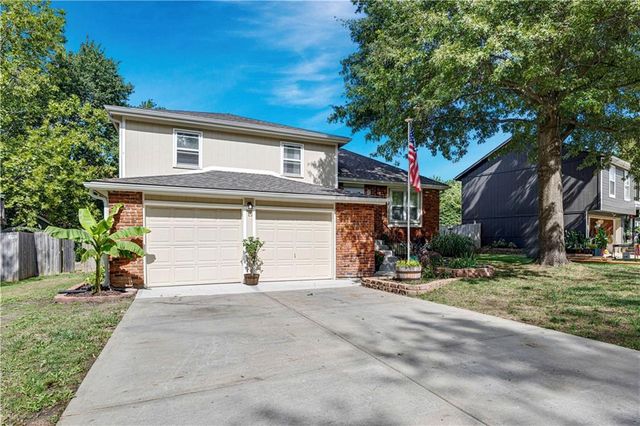 724 Valerie Lane, Gardner, KS 66030