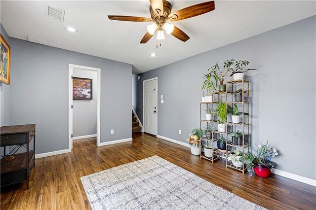 724 Valerie Lane, Gardner, KS 66030