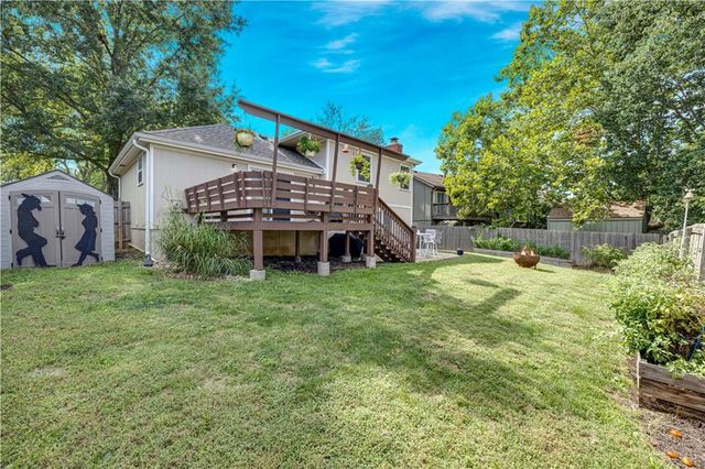 724 Valerie Lane, Gardner, KS 66030