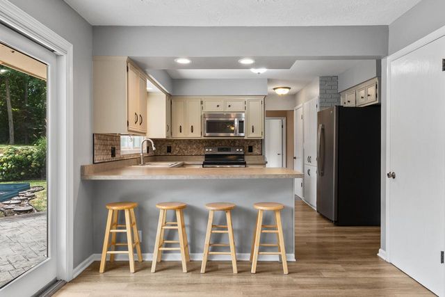 W3490 Oakwood DRIVE, Lake Geneva, WI 53147