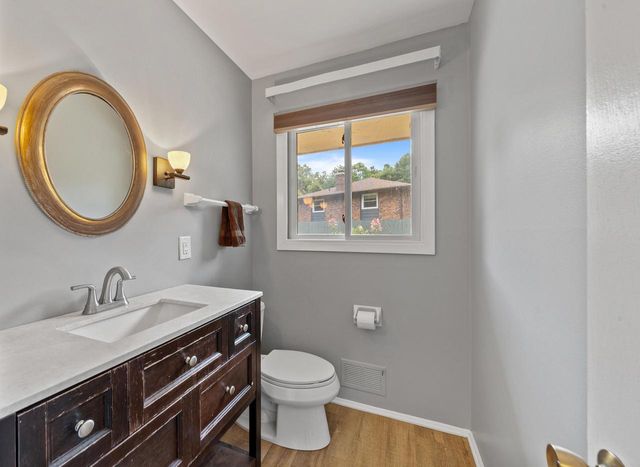 W3490 Oakwood DRIVE, Lake Geneva, WI 53147