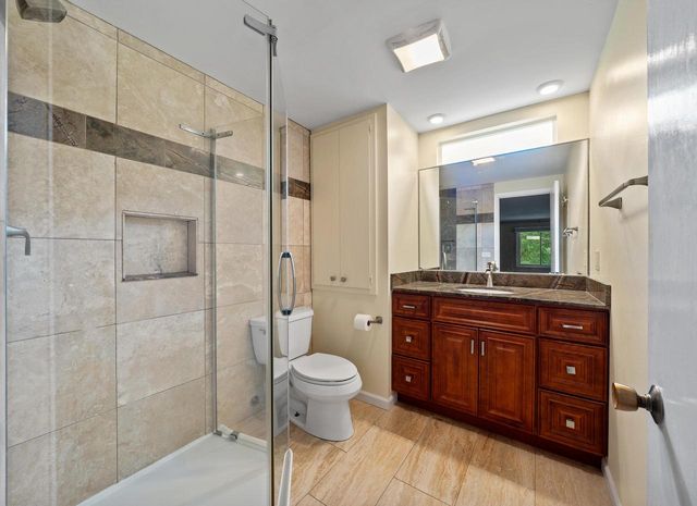 W3490 Oakwood DRIVE, Lake Geneva, WI 53147